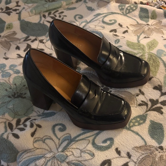 Nine West Black Chunky Heel Loafers - Picture 1 of 4
